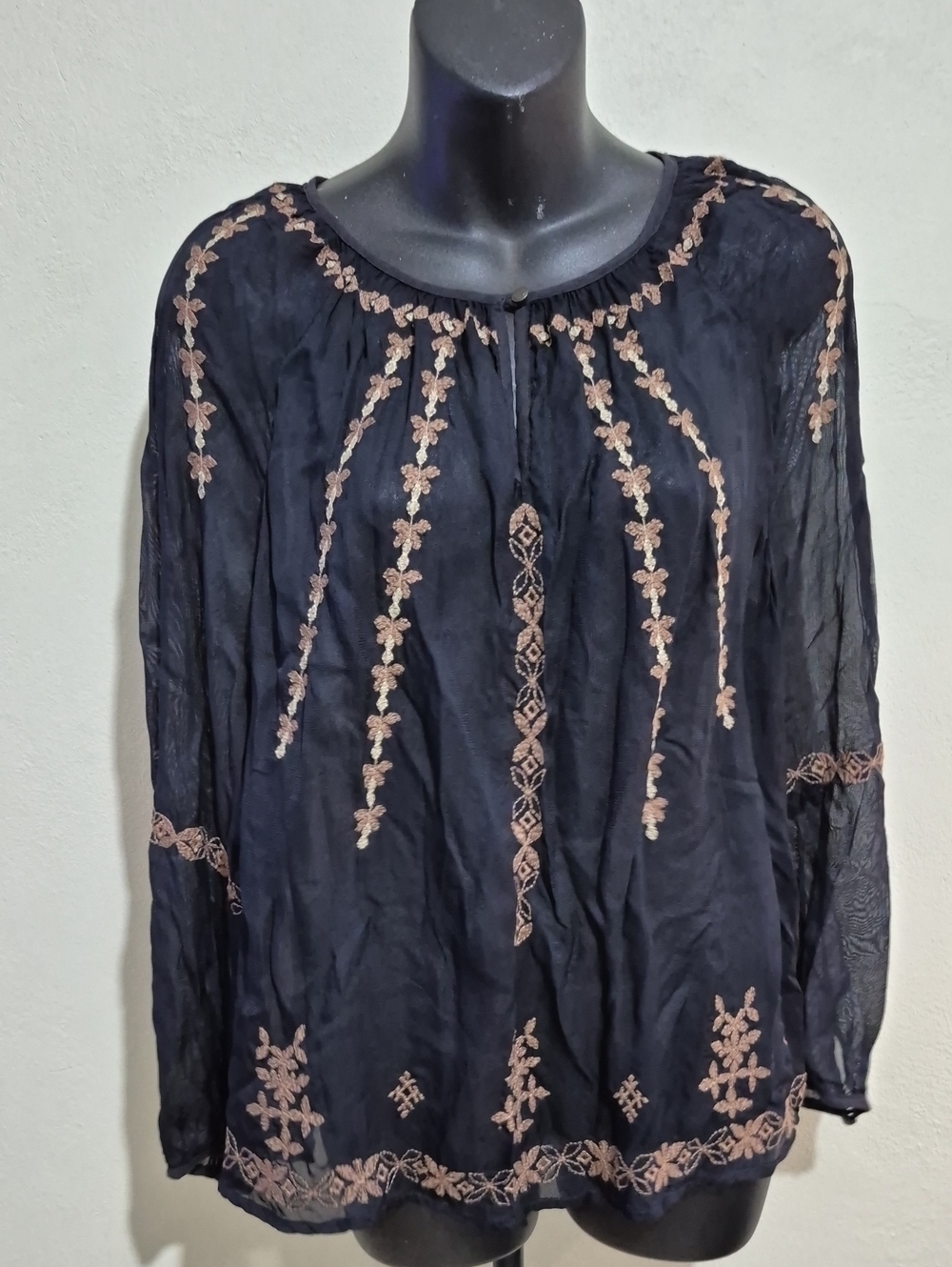 Lucky Brand Black Blouse with Tan Floral Embroidery Est 1990 Size Small